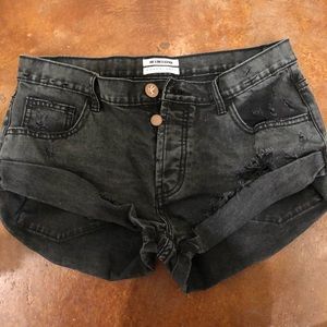 black ONE TEASPOON bandit jean shorts